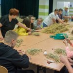 Galeria - 2020 - Warsztaty Wyplatania Wieńców Dożynkowych w Baranowie w ramach projektu dofinansowanego ze środków Narodowego Centrum Kultury - Kultura - Interwencje 2020 (Grupa II)